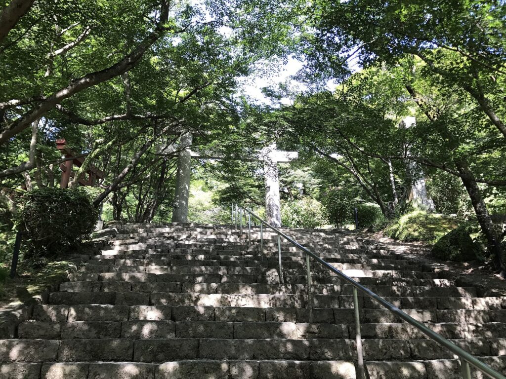宝满宫灶门神社